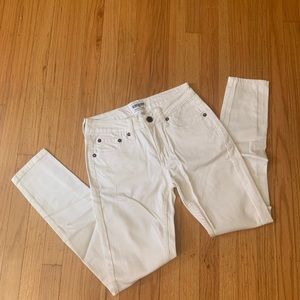 Umgee white skinny jeans